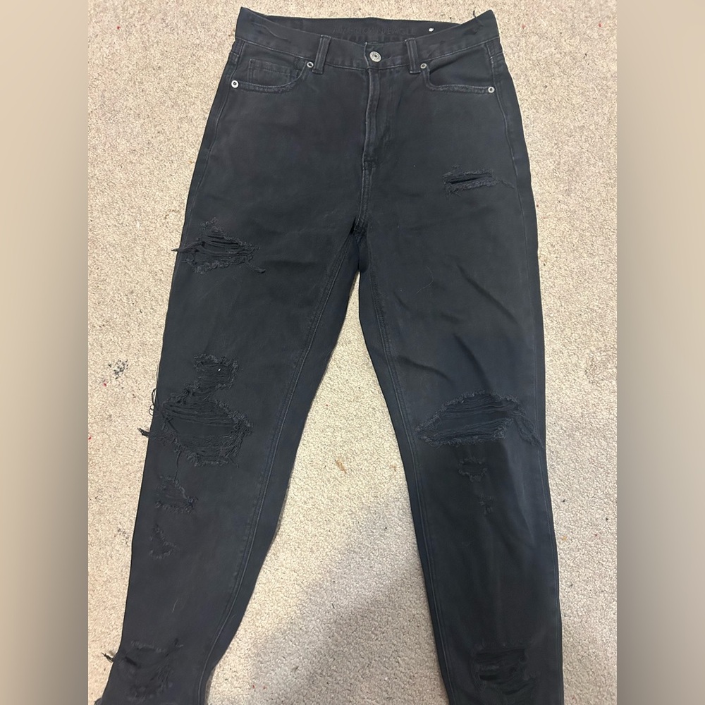American eagle mom jeans